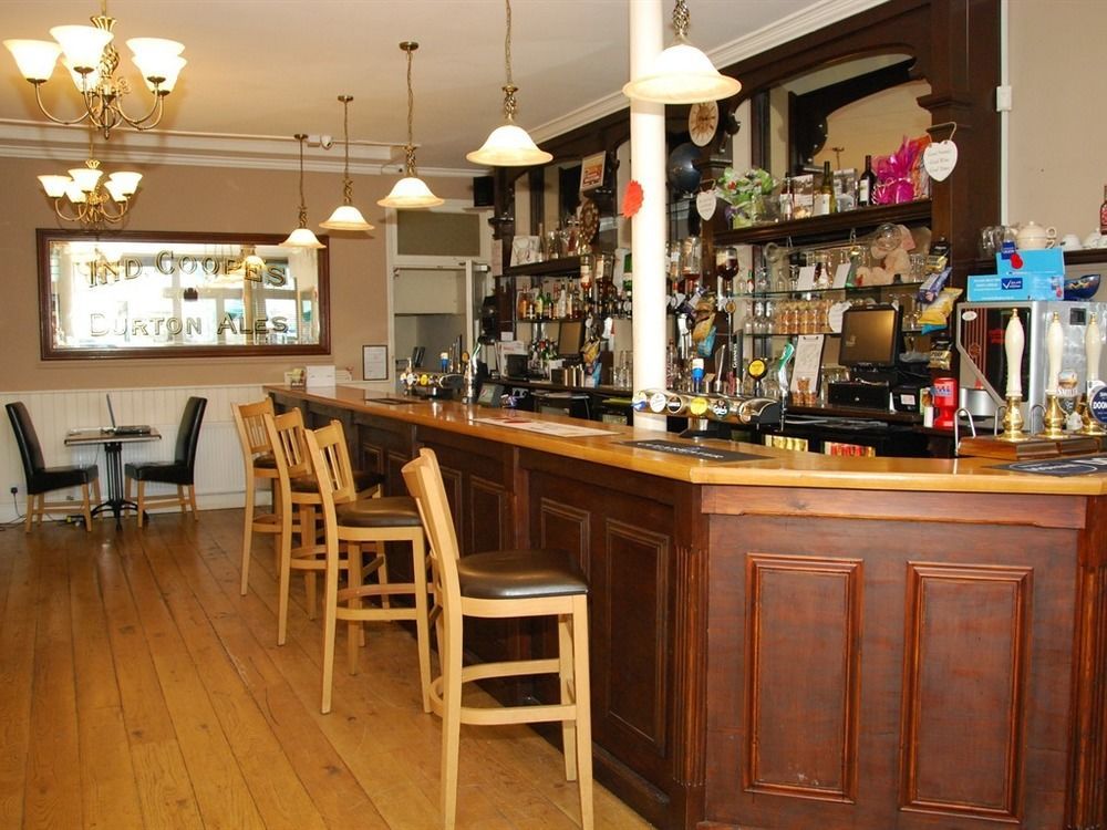 Kings Arms Hotel Holsworthy Eksteriør billede